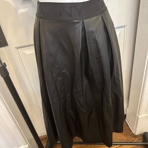 DKNY Faux Leather Pleated MIDI Skirt New without Tags